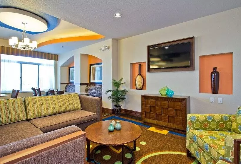 Hotelli Holiday Inn Express And Suites Denver East Peoria Street, An Ihg