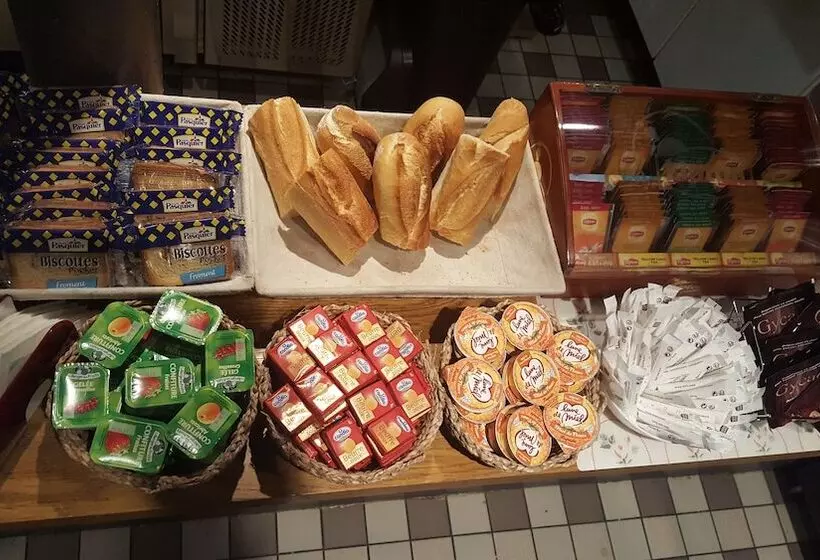 ホテル Hôtel Du Jura