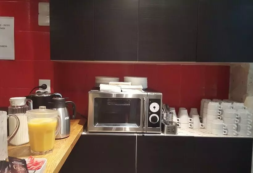 ホテル Hôtel Du Jura