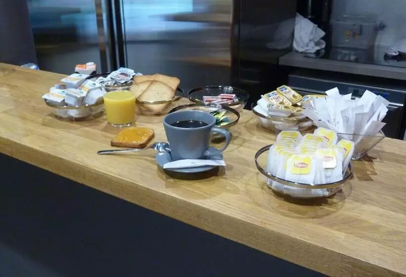 ホテル Hôtel Du Jura