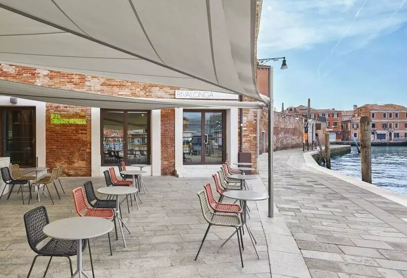 Отель Hyatt Centric Murano Venice