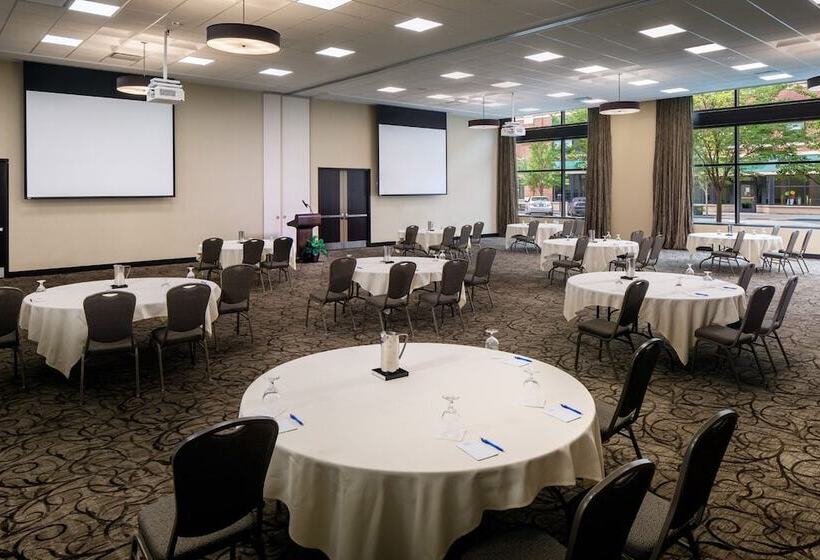 Kent State University Hotel And Conference Center