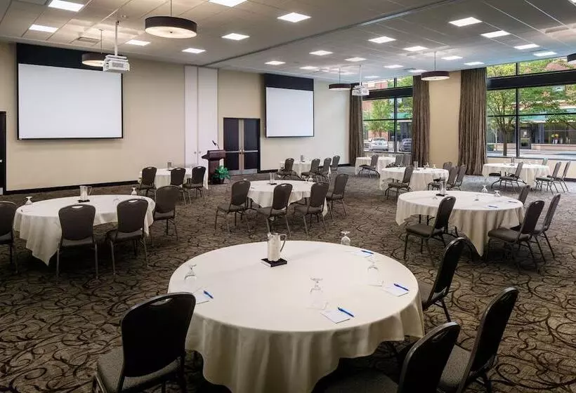 Kent State University Hotel And Conference Center