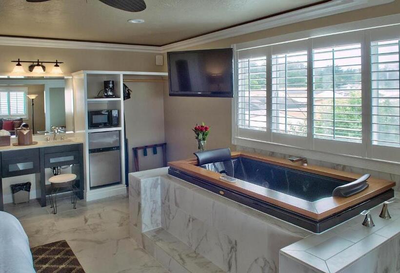 호텔 Lovers Point Inn