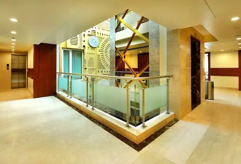 ホテル Regent Grand