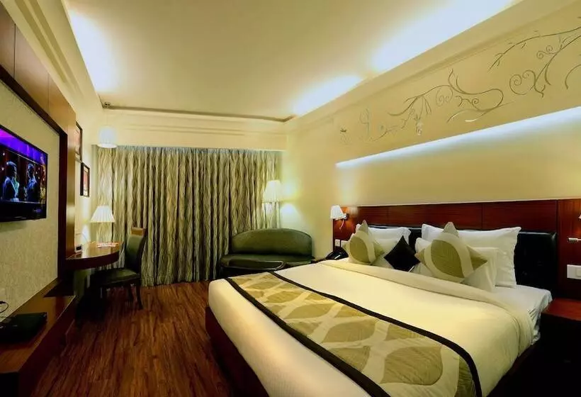 ホテル Regent Grand