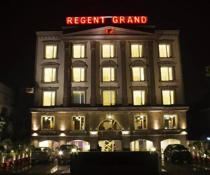 ホテル Regent Grand