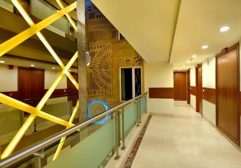 ホテル Regent Grand