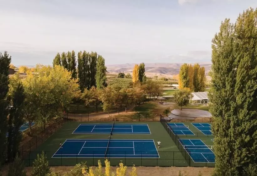 בית מלון כפרי Sagecliffe Resort & Spa