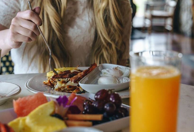 酒店 Sagecliffe Resort & Spa