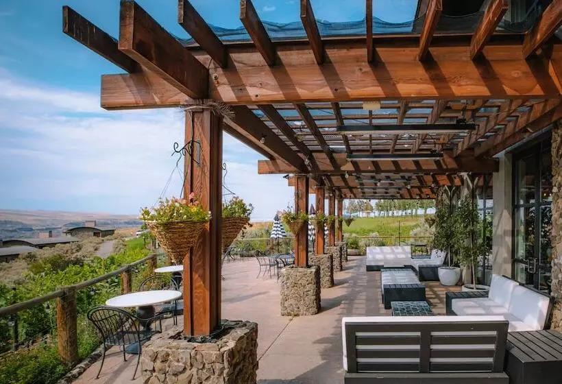 בית מלון כפרי Sagecliffe Resort & Spa