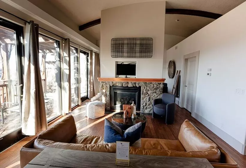 בית מלון כפרי Sagecliffe Resort & Spa