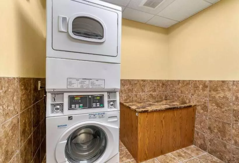 هتل Sonesta Essential Minot