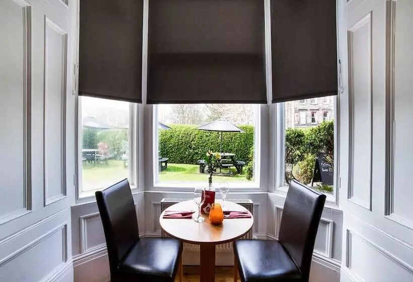 Hotelli Victoria Park House