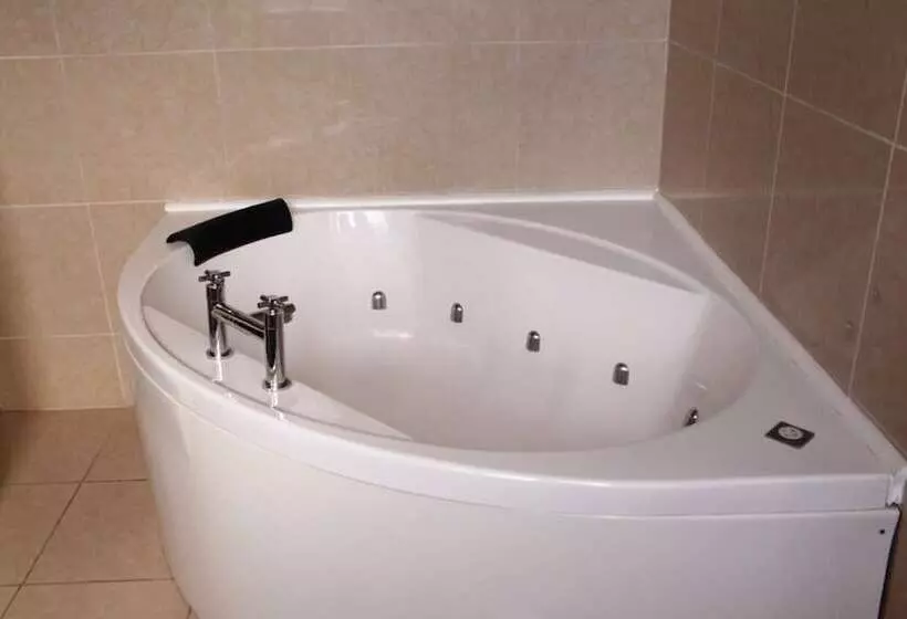 Hotelli Victoria Park House