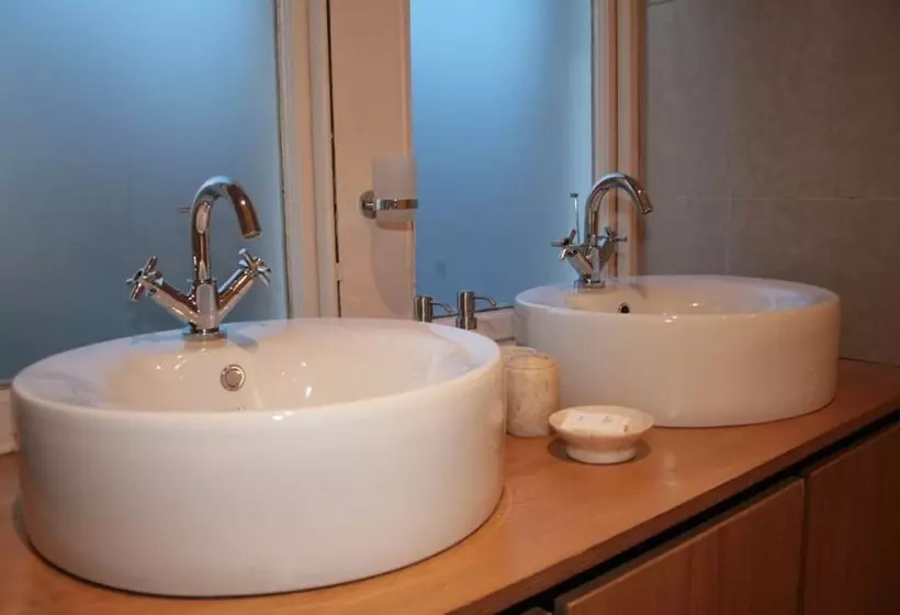 Hotelli Victoria Park House