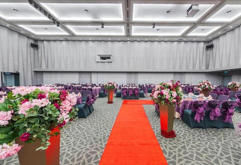 هتل Vivatel Kuala Lumpur