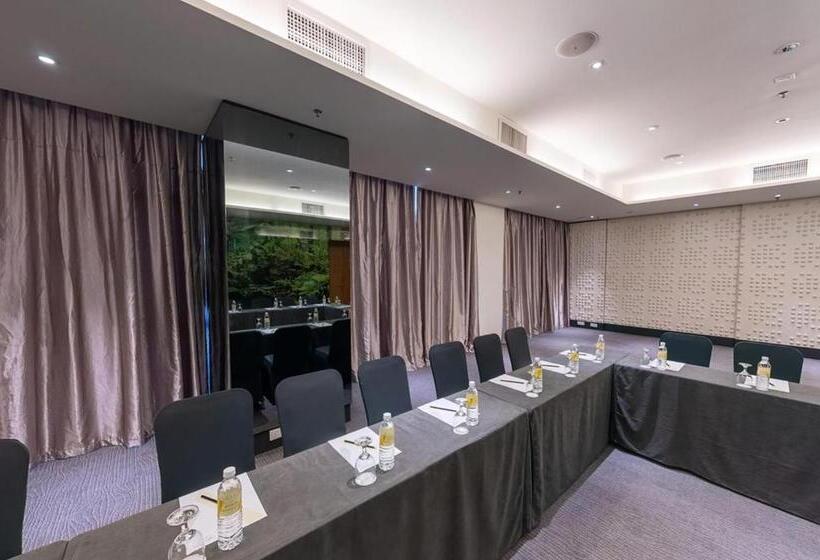 هتل Vivatel Kuala Lumpur