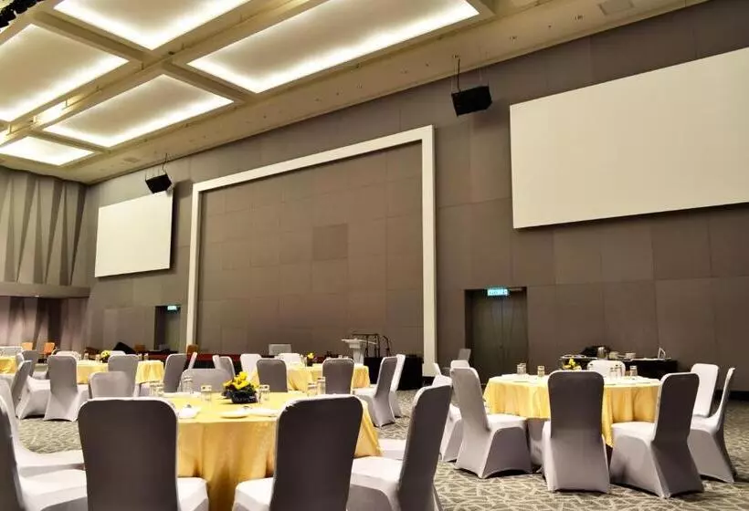 هتل Vivatel Kuala Lumpur