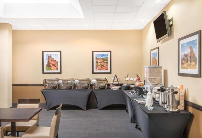 酒店 Wyndham Garden Texarkana