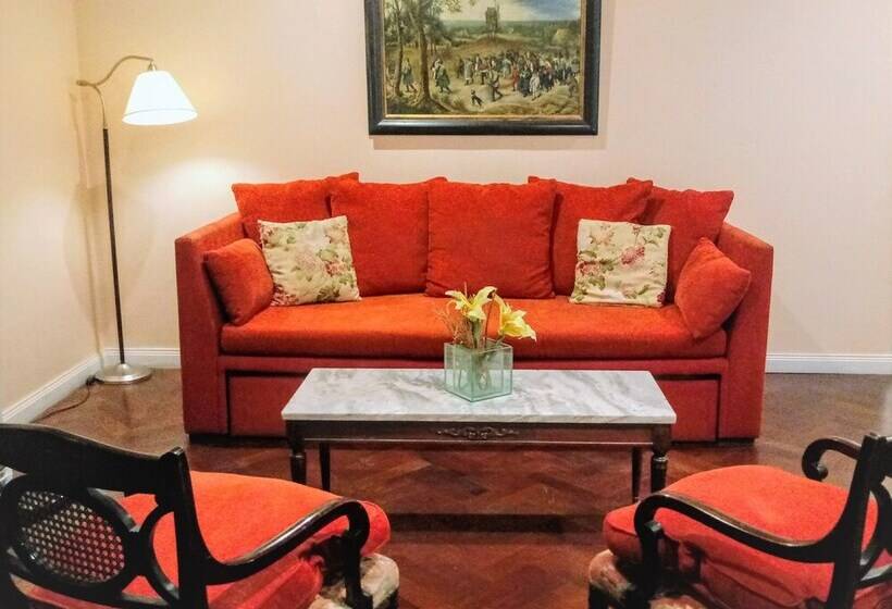 Rentup Suites   San Telmo, Moreno 820