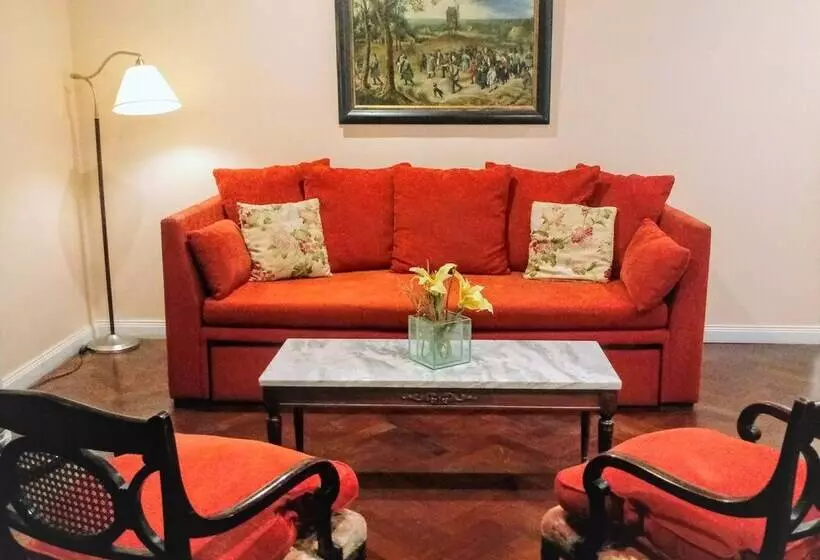 Rentup Suites San Telmo, Moreno 820