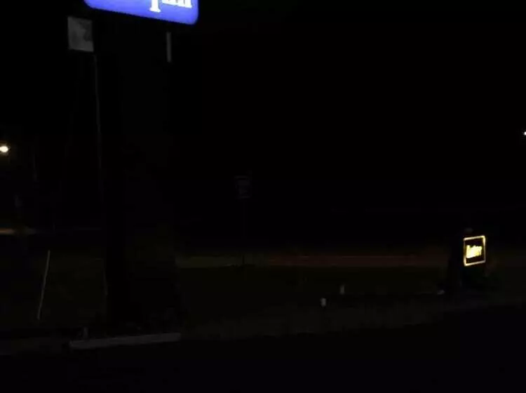 모텔 Relax Inn Mcrae