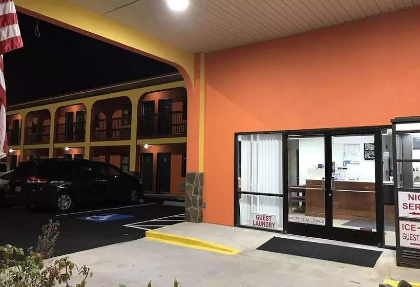 모텔 Relax Inn Mcrae