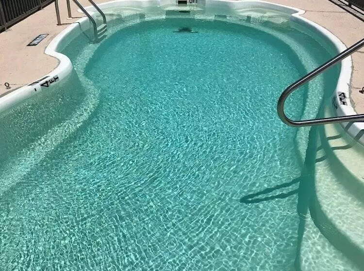 모텔 Relax Inn Mcrae