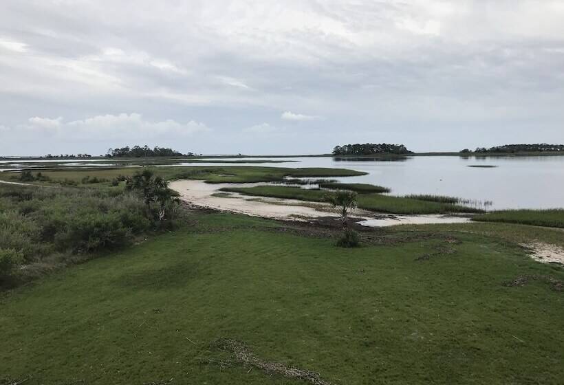 فندق على الطريق Steinhatchee River Inn And Marina