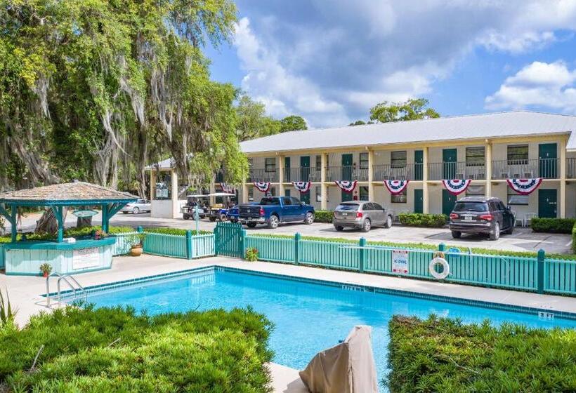 فندق على الطريق Steinhatchee River Inn And Marina