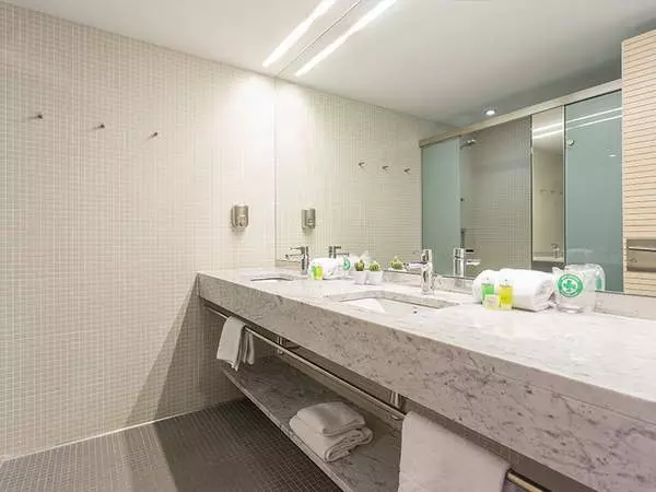 Отель Barcelona Sailing Hostel