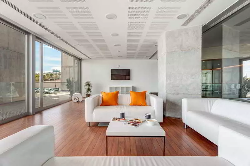 Отель Barcelona Sailing Hostel