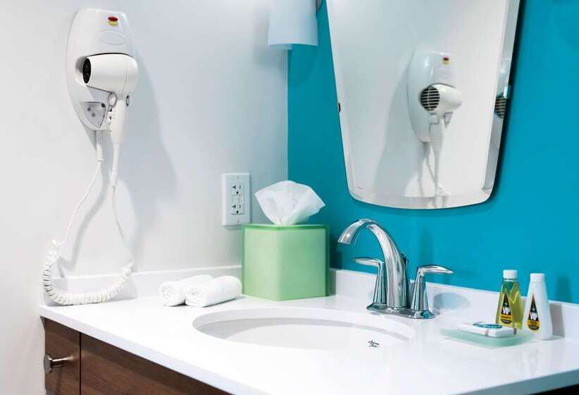 Universal's Cabana Bay Beach Resort