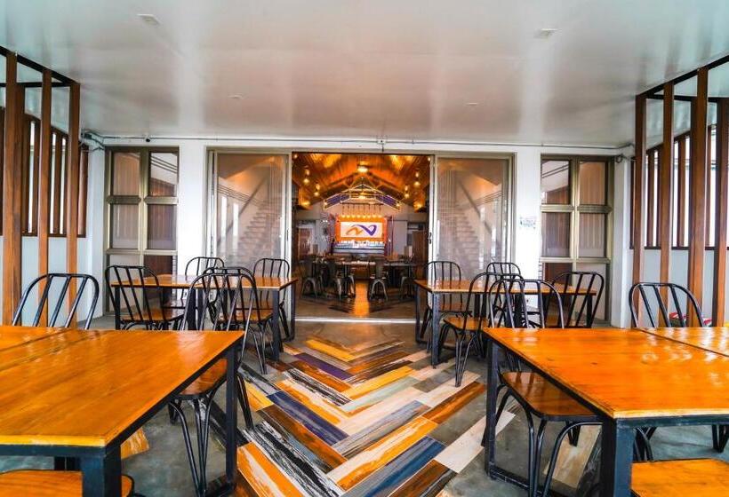 בית מלון כפרי Av Suites