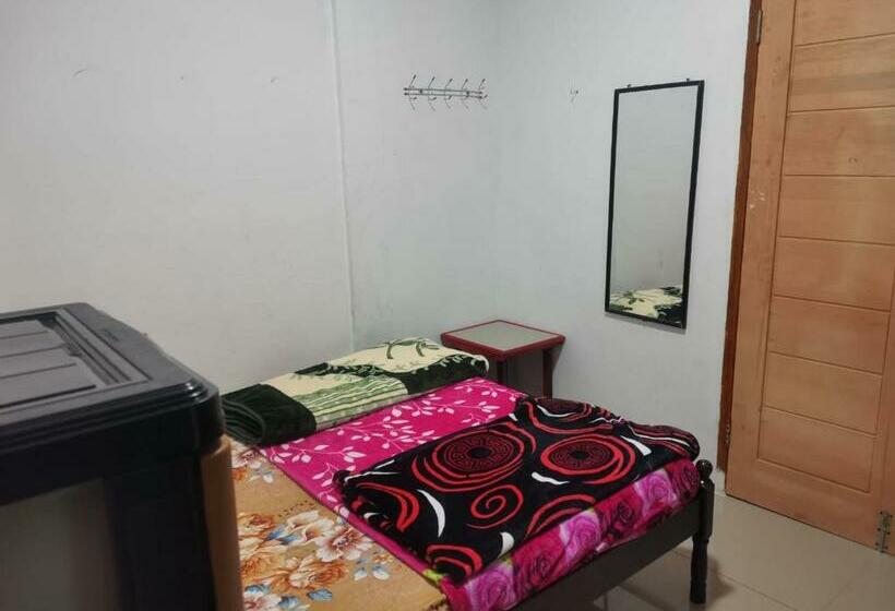 בית מלון כפרי Gading Homestay