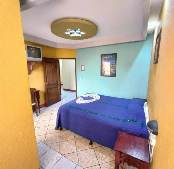 هتل Nakbé Atitlán