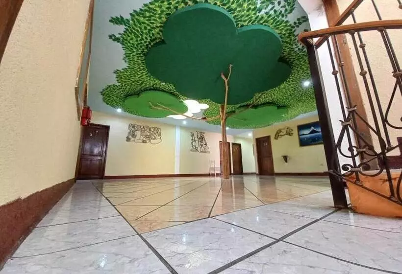 هتل Nakbé Atitlán