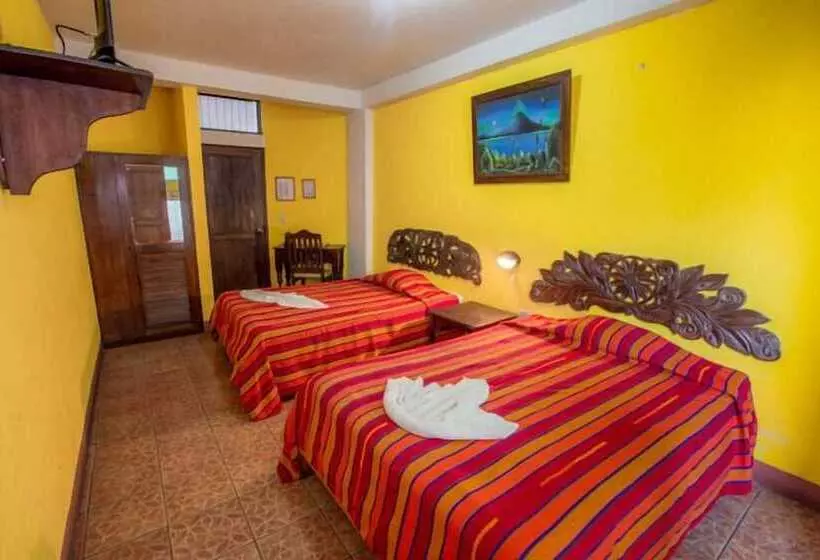 هتل Nakbé Atitlán