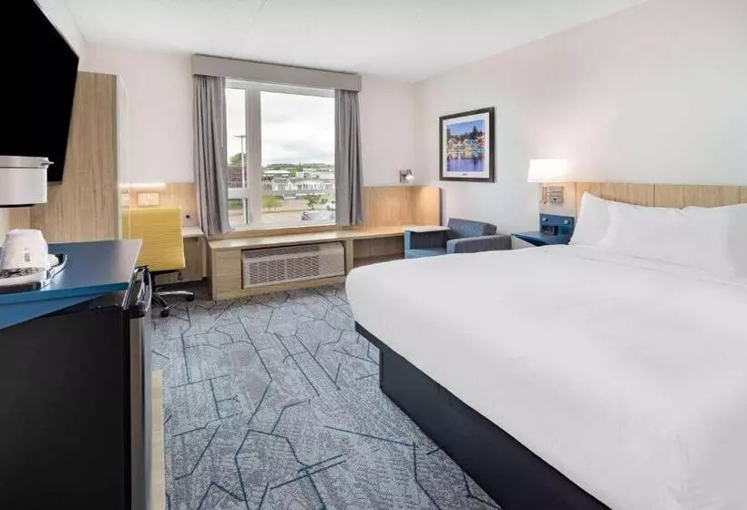 Microtel Inn & Suites By Wyndham Summerside