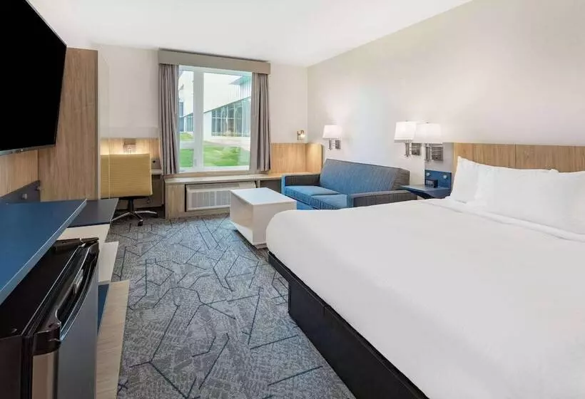 Microtel Inn & Suites By Wyndham Summerside