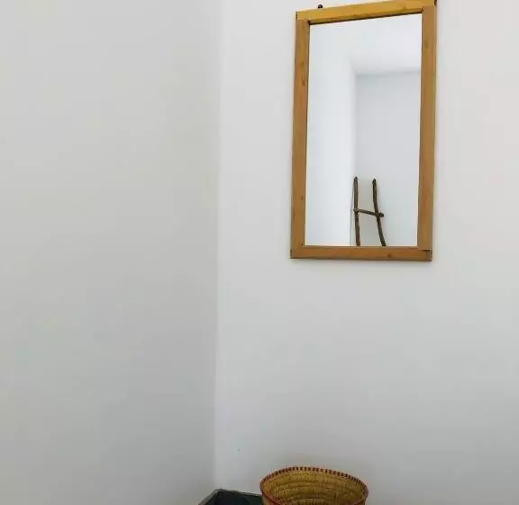 Majatalo Mahagedara Dickwella