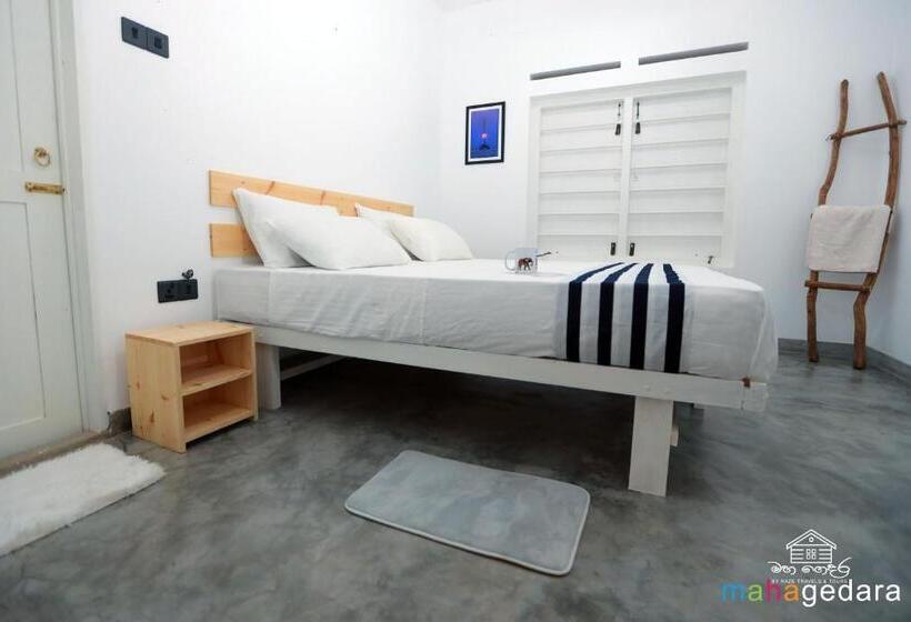 ペンション Mahagedara Dickwella