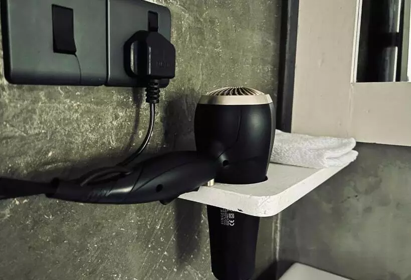 Majatalo Mahagedara Dickwella