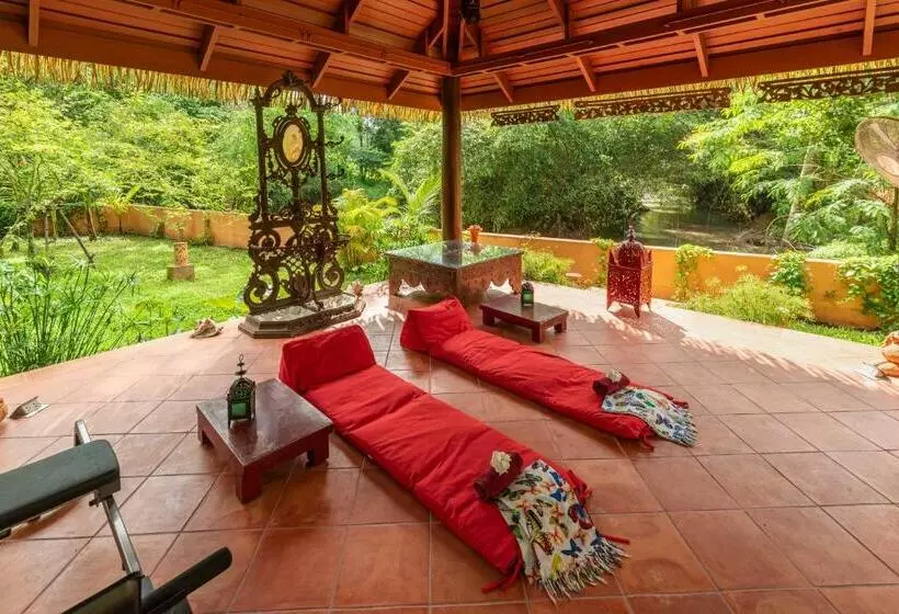 リゾートホテル Tropical Bliss Residence