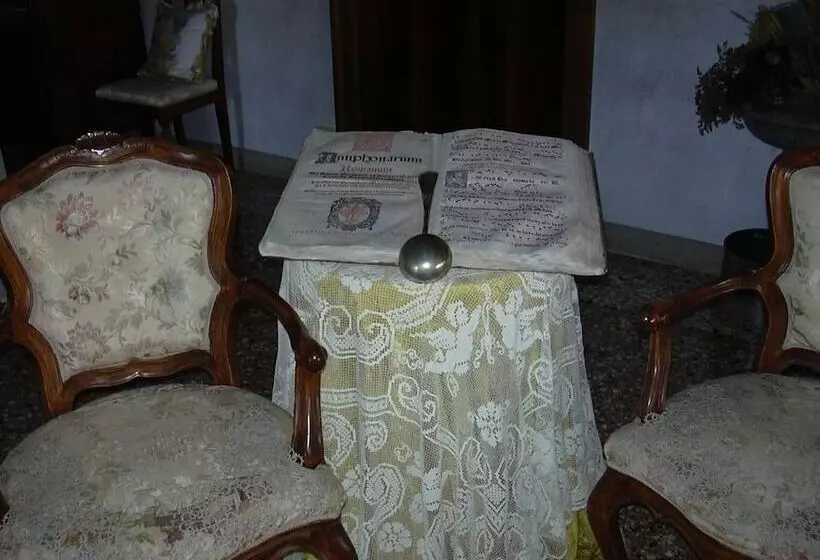 Aamiaismajoitus (B&B) At Home A Palazzo