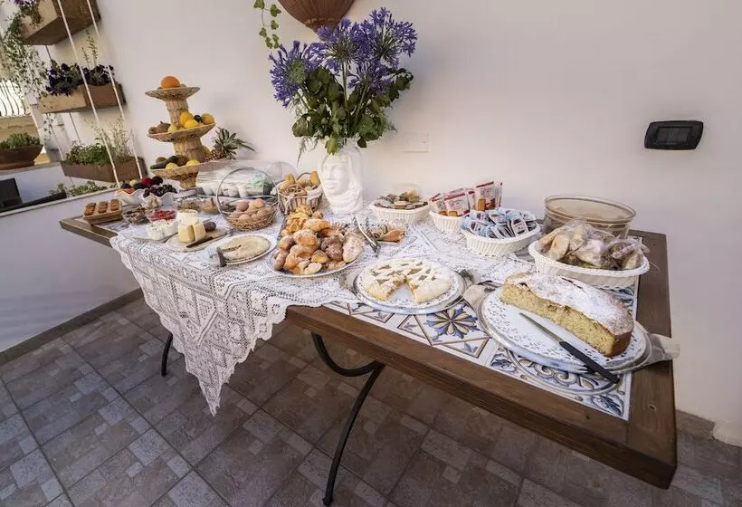 تختخواب و صبحانه Residence Garibaldi