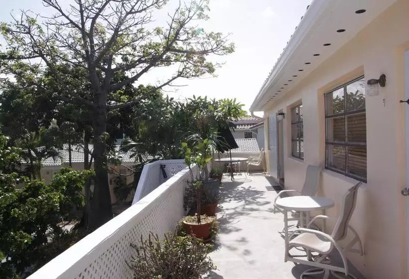 Eastward Strand Hotel & Suites