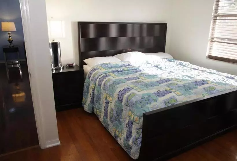 Eastward Strand Hotel & Suites