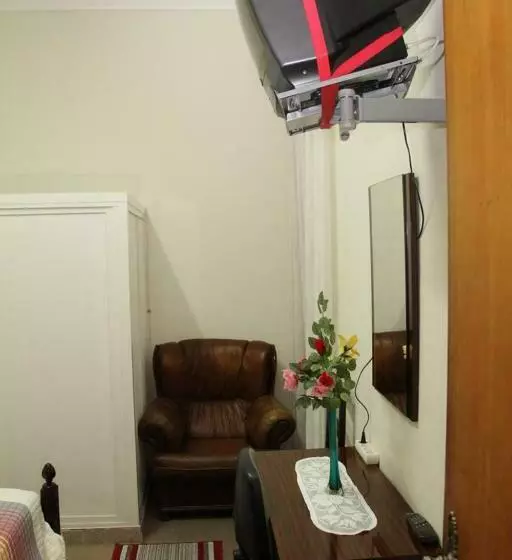 簡易ホテル Alojamento Local Ideal